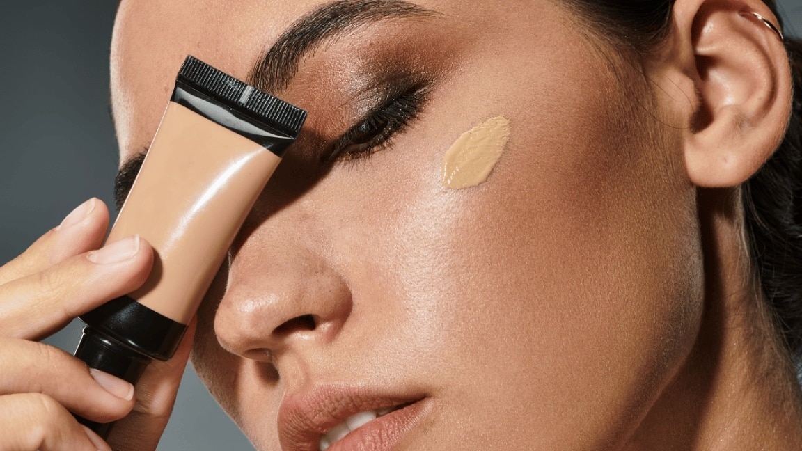 Image of How to Apply Makeup Primer for Oily Skin Like a Pro