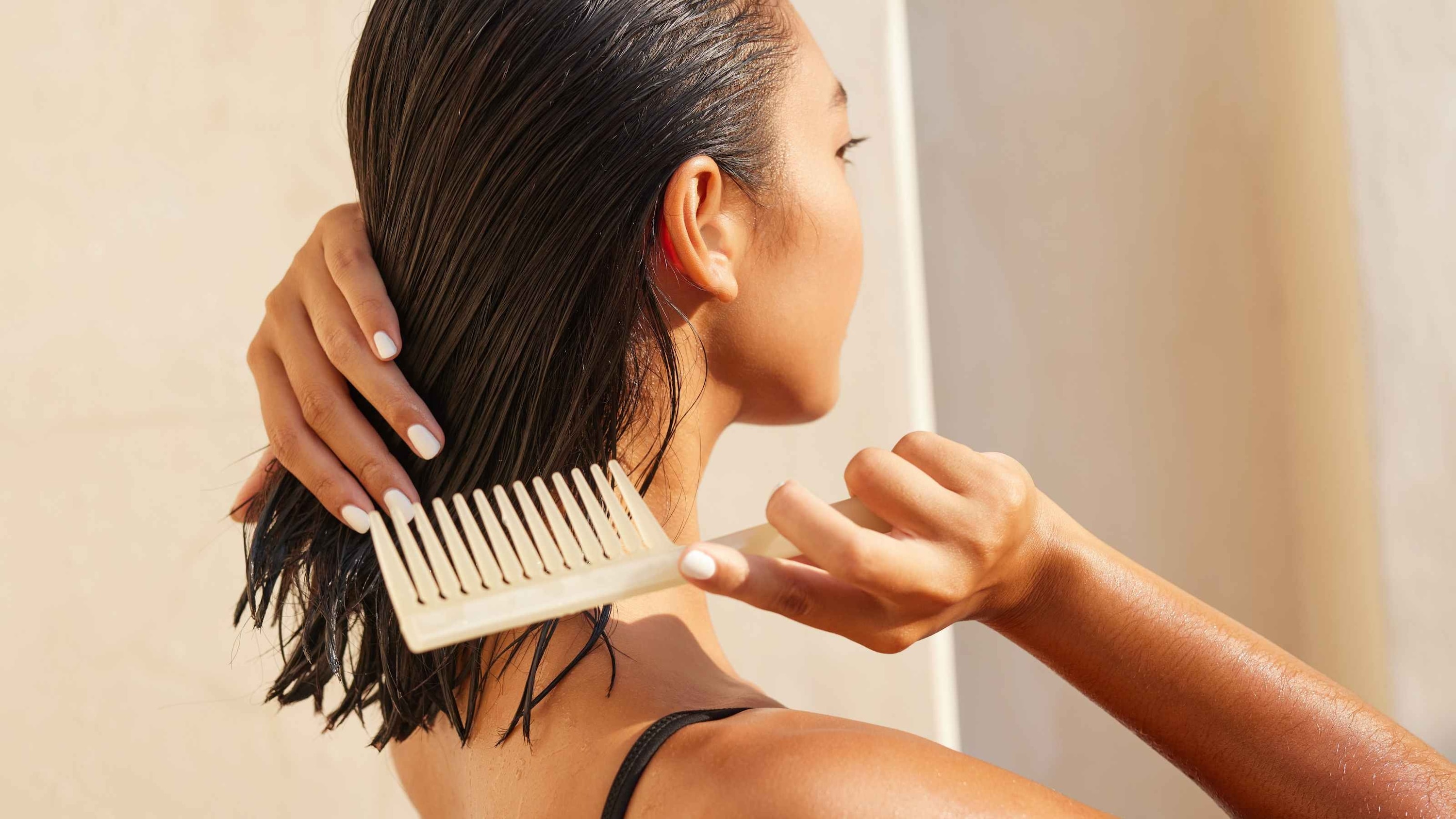 Deep Conditioning to Prevent Dry Hair After Coloring