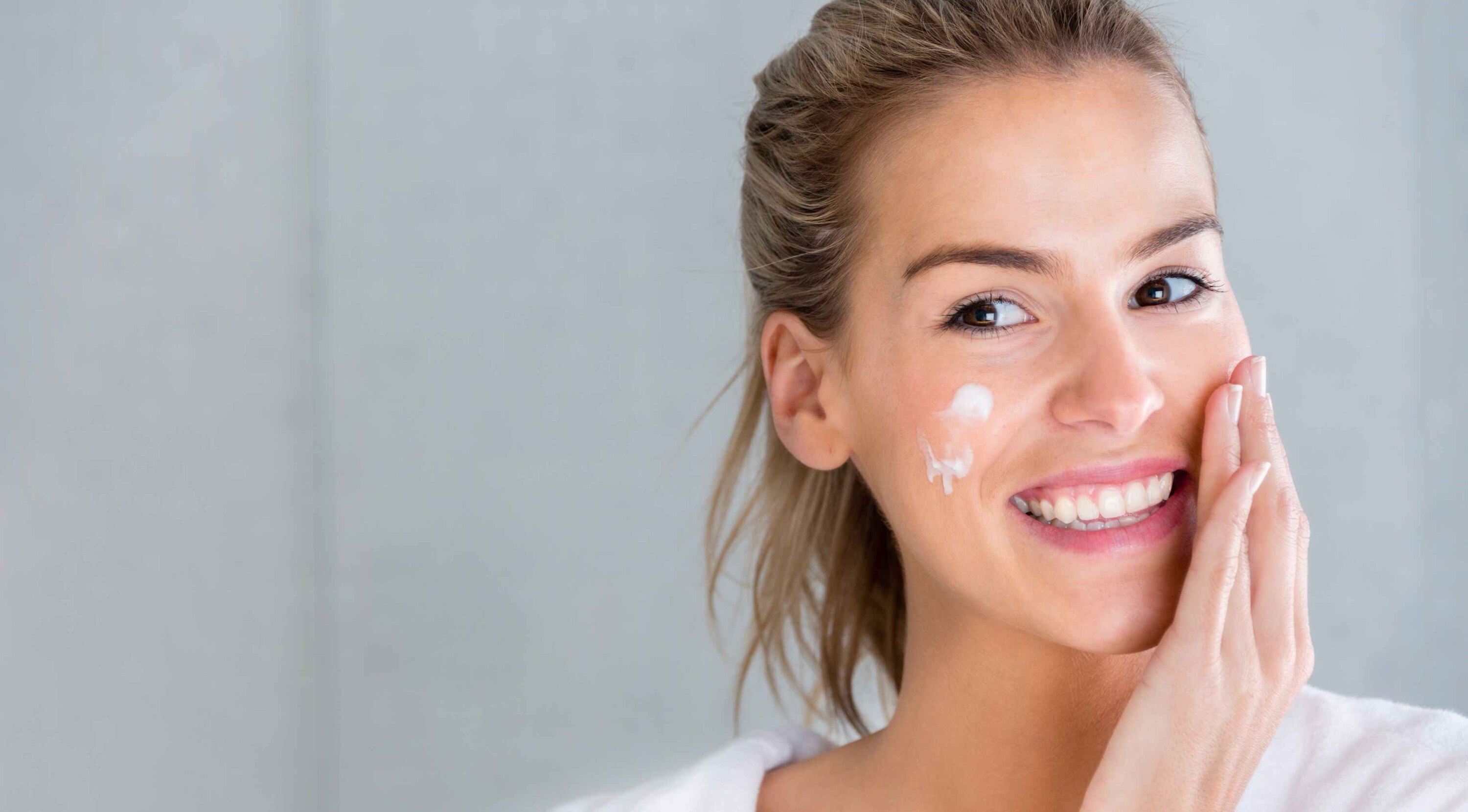 Moisturise Your Skin After Swimming to Prevent Breakouts