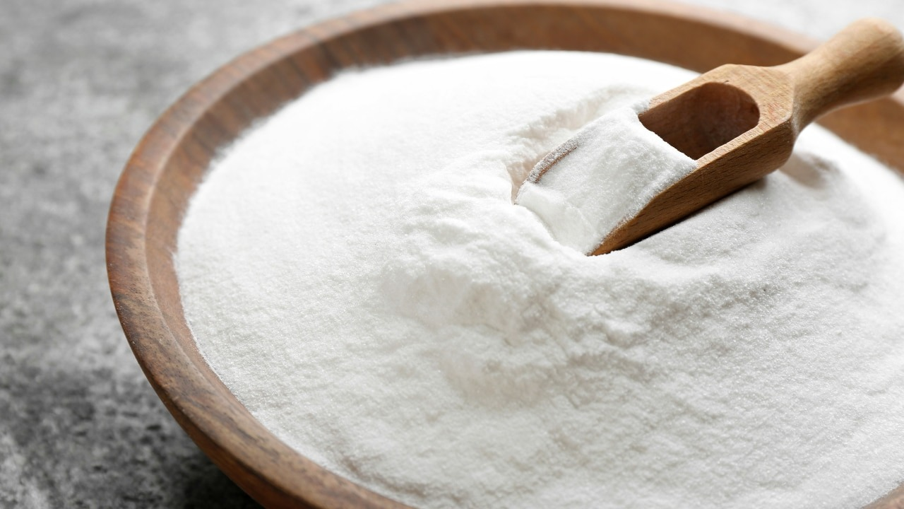Baking soda foot scrub
