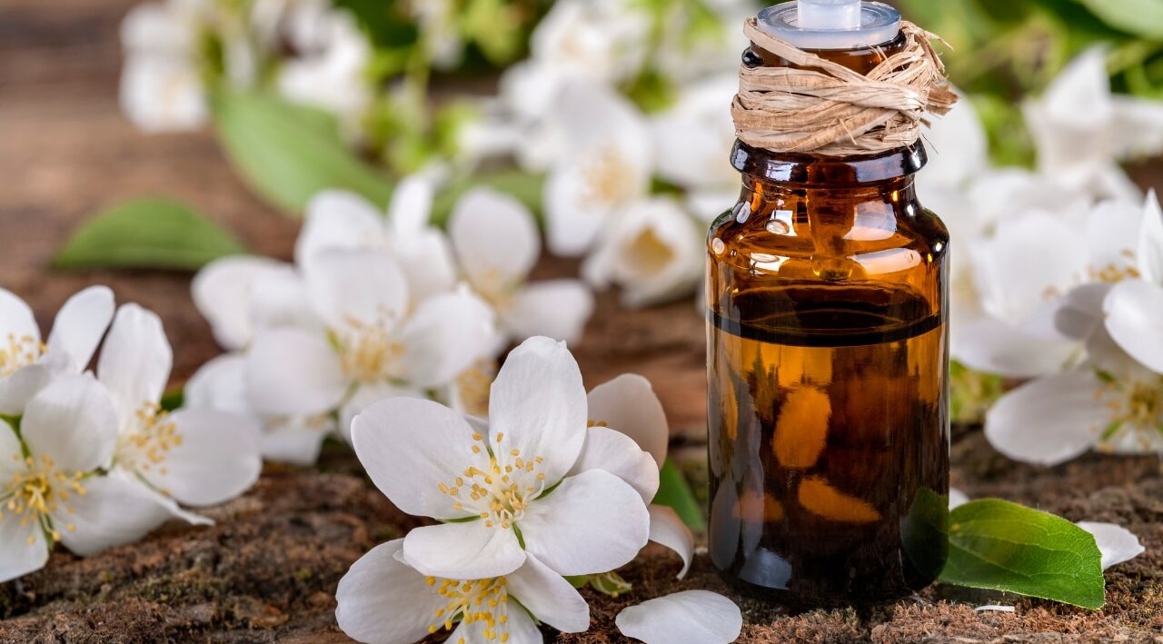 Jasmine-Essential-Oil