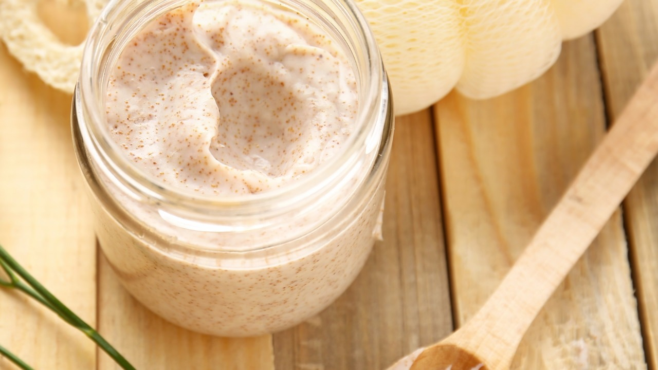 Milk and sugar foot scrub