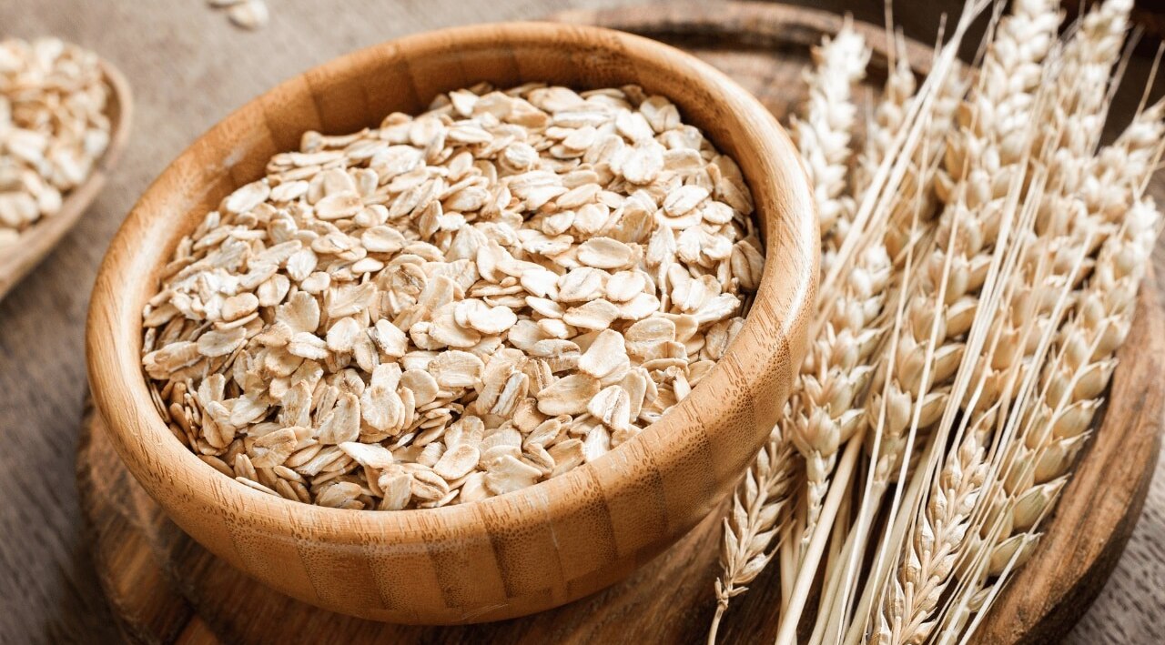 Oatmeal Bath – Reduces inflammation and soothes skin