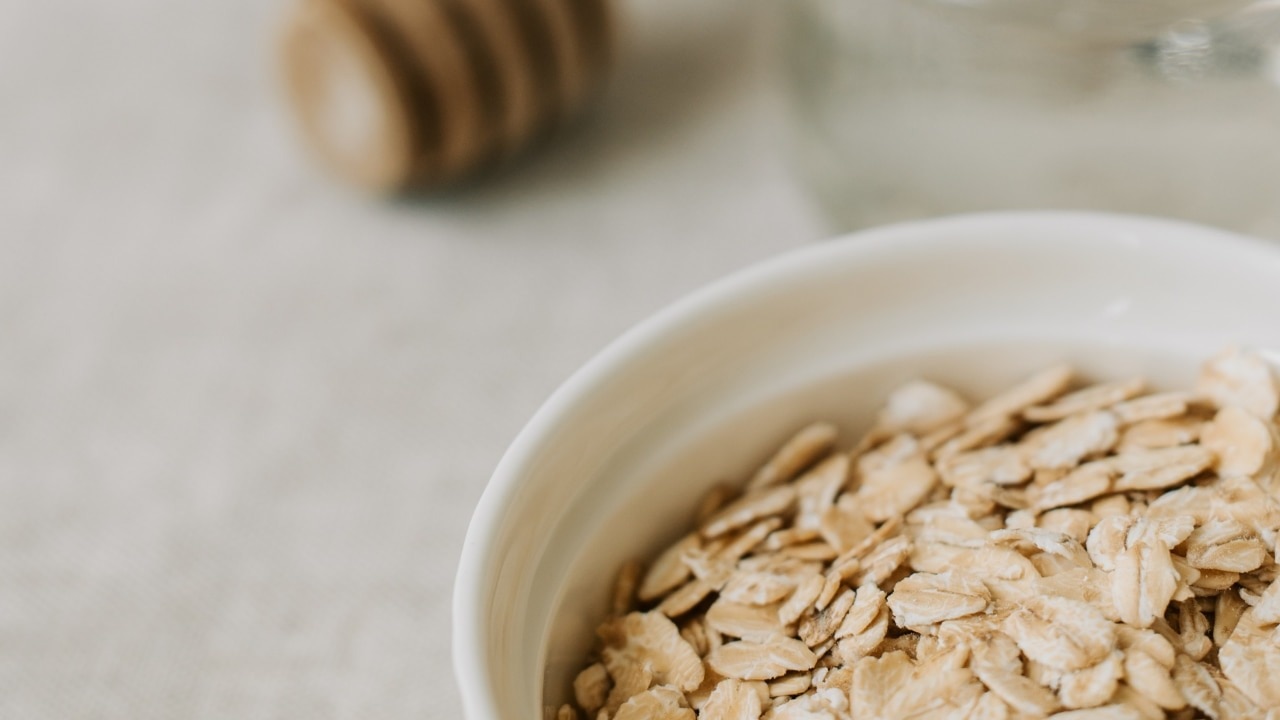 Oatmeal foot scrub