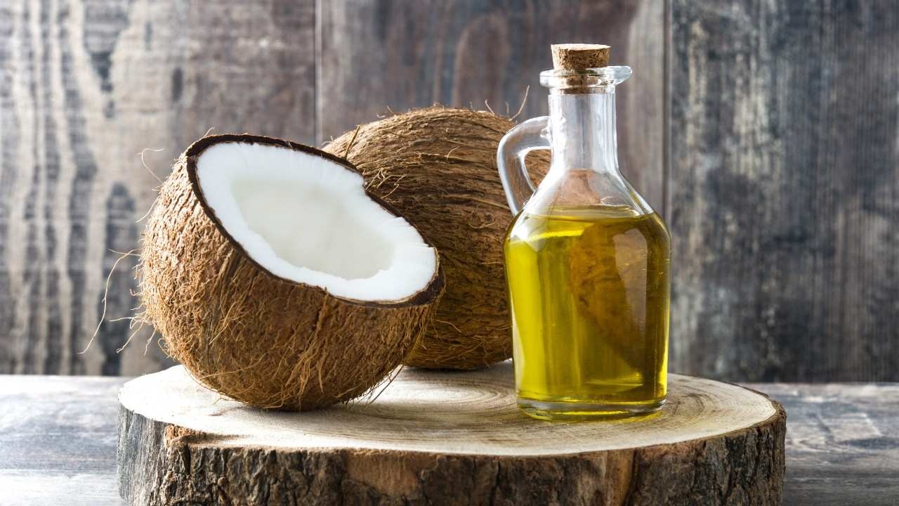 Castor Oil and Coconut Oil Mask