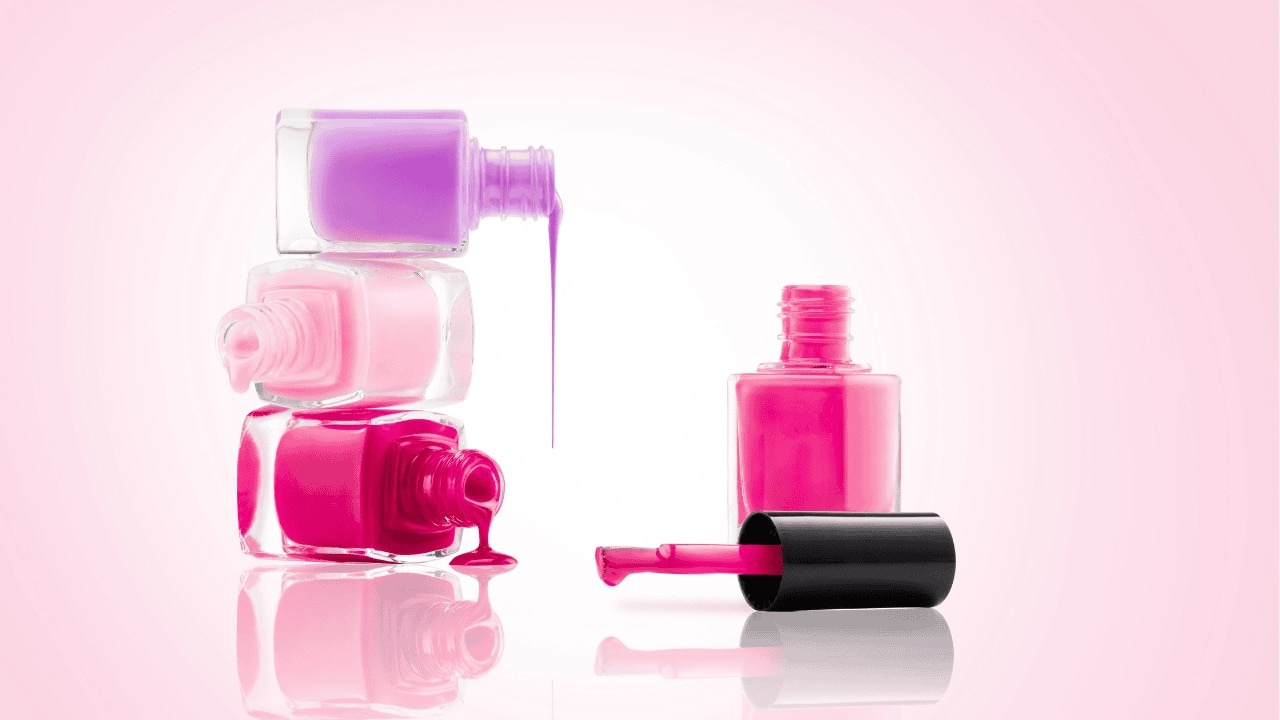 When to Throw Away Old Nail Polish