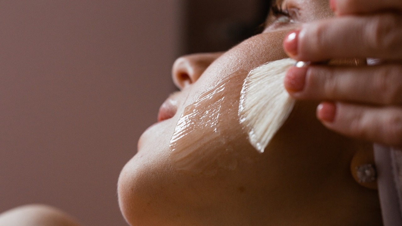 Chemical-Exfoliation-BHA-AHAs
