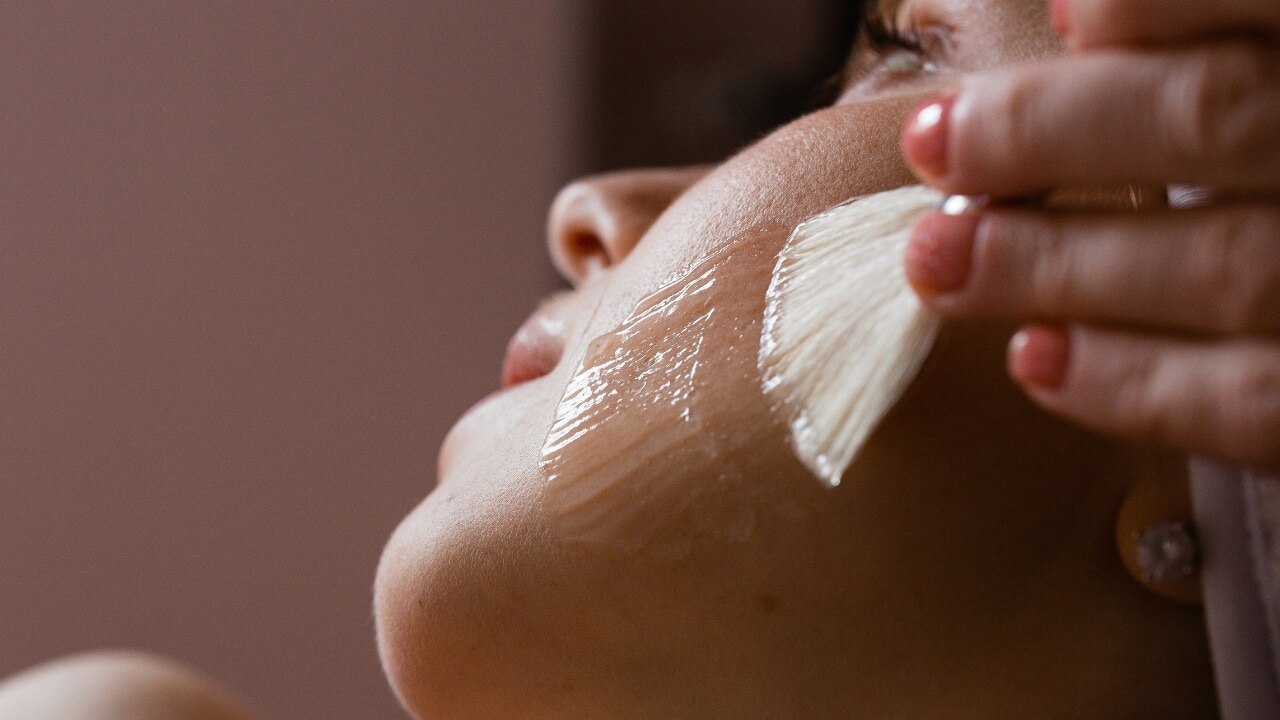 Chemical-Exfoliation-BHA-AHAs