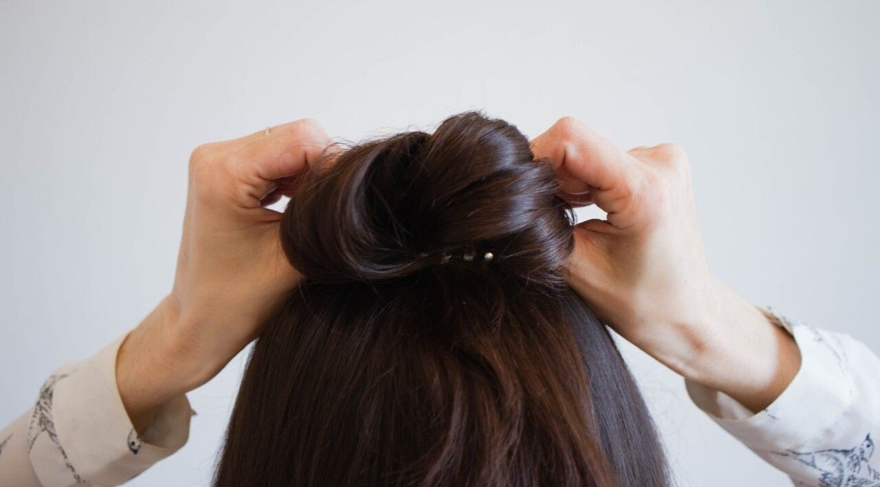 Half Bun
