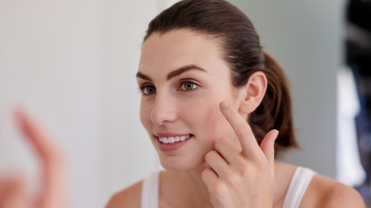 Instantly Hydrates the Skin