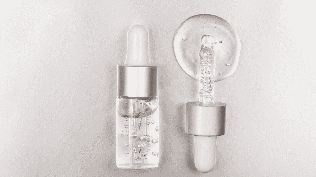 Which skincare ingredients pair well with Kojic Acid