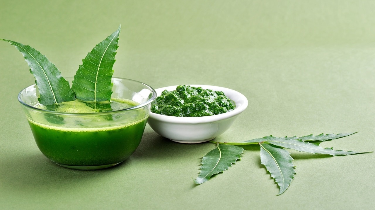 DIY Neem toner for blackhead removal