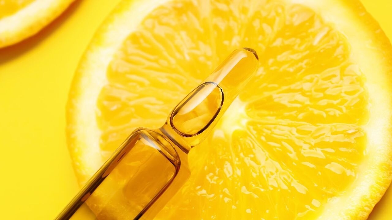 Include vitamin C serum in your skincare routine