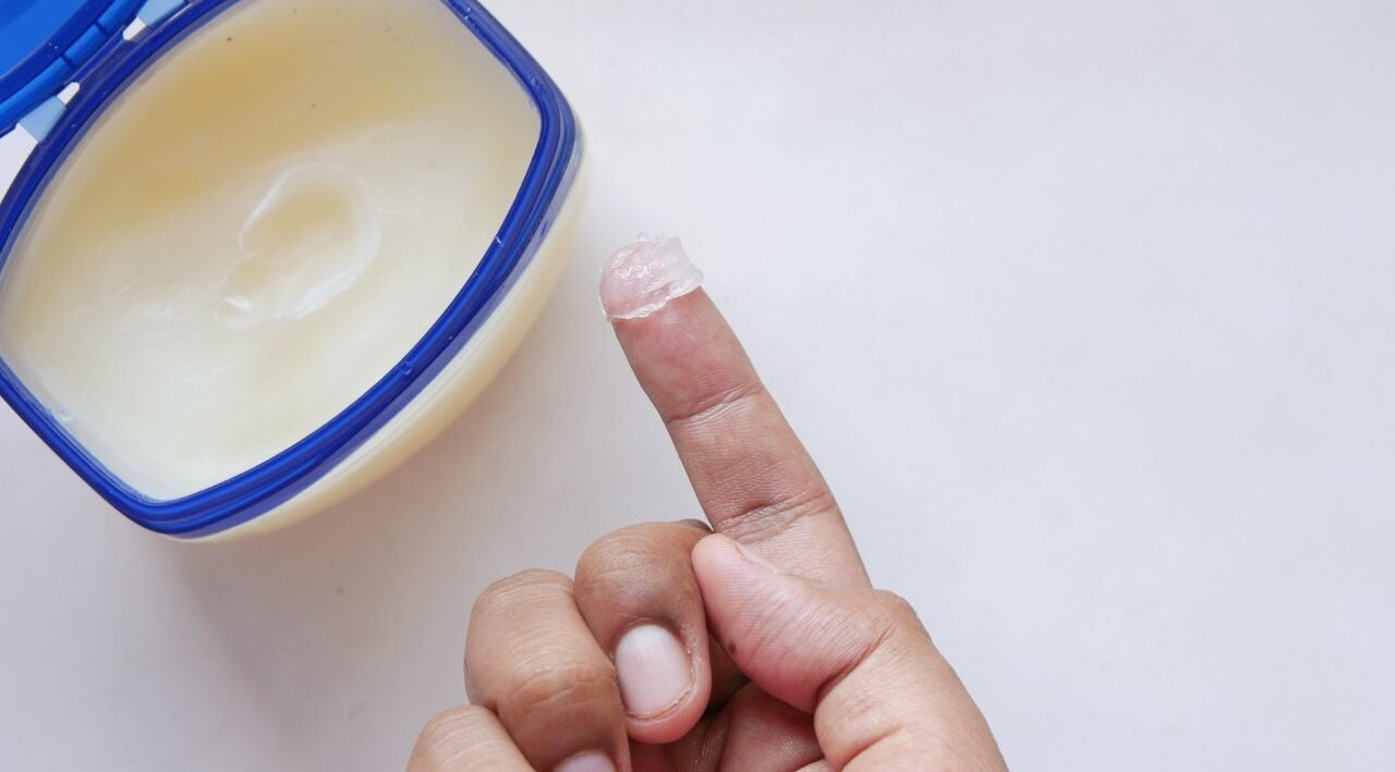 Best Uses of Vaseline Petroleum Jelly
