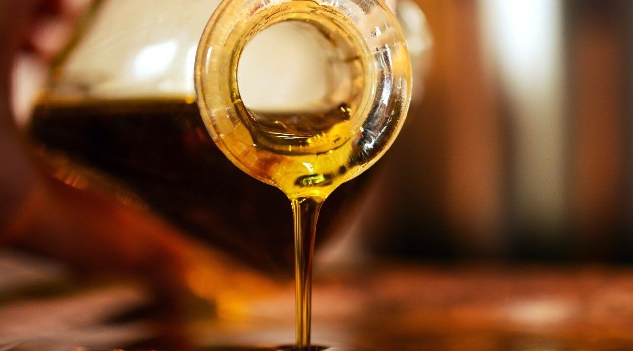 Tips to Maximize Castor Oil Benefits for Dandruff