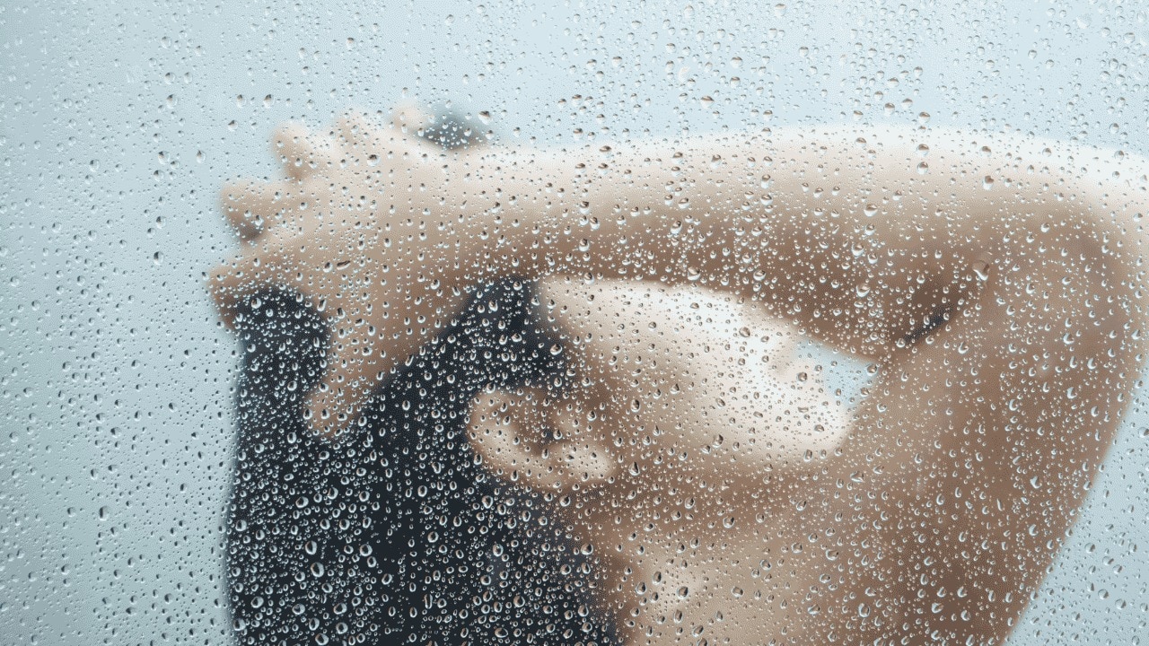 1.-Take-a-steamy-shower