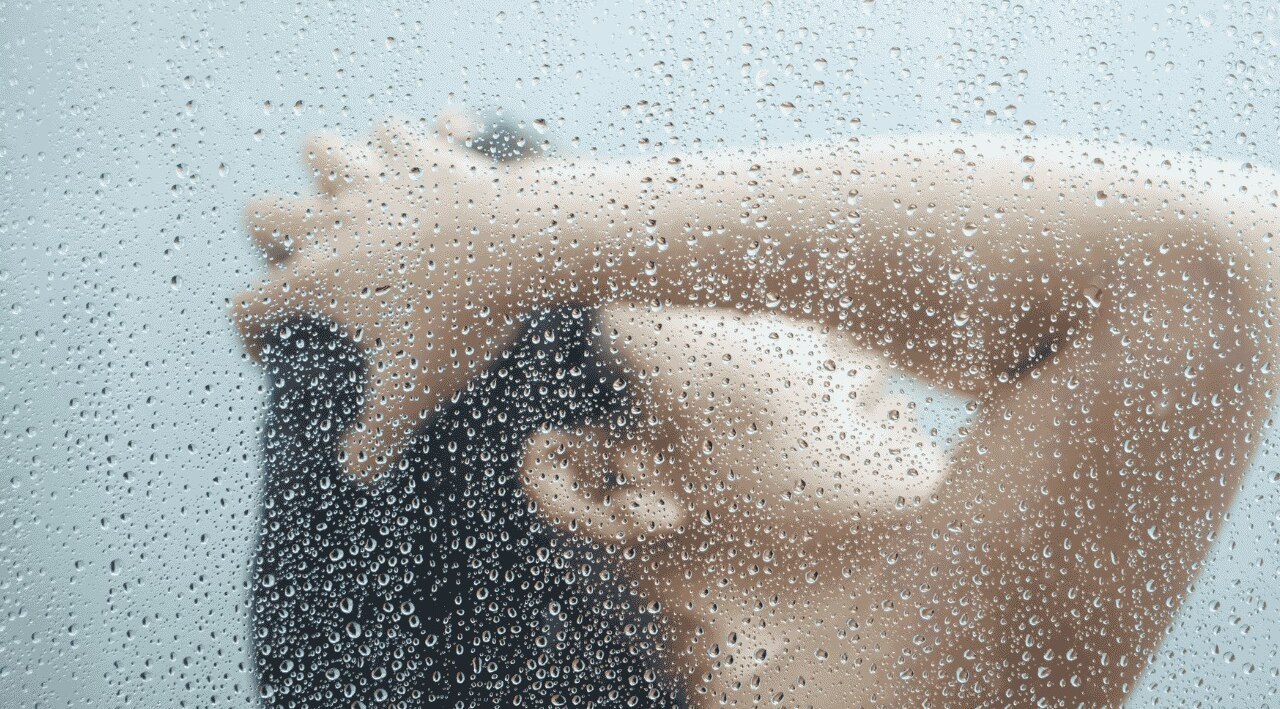 1.-Take-a-steamy-shower