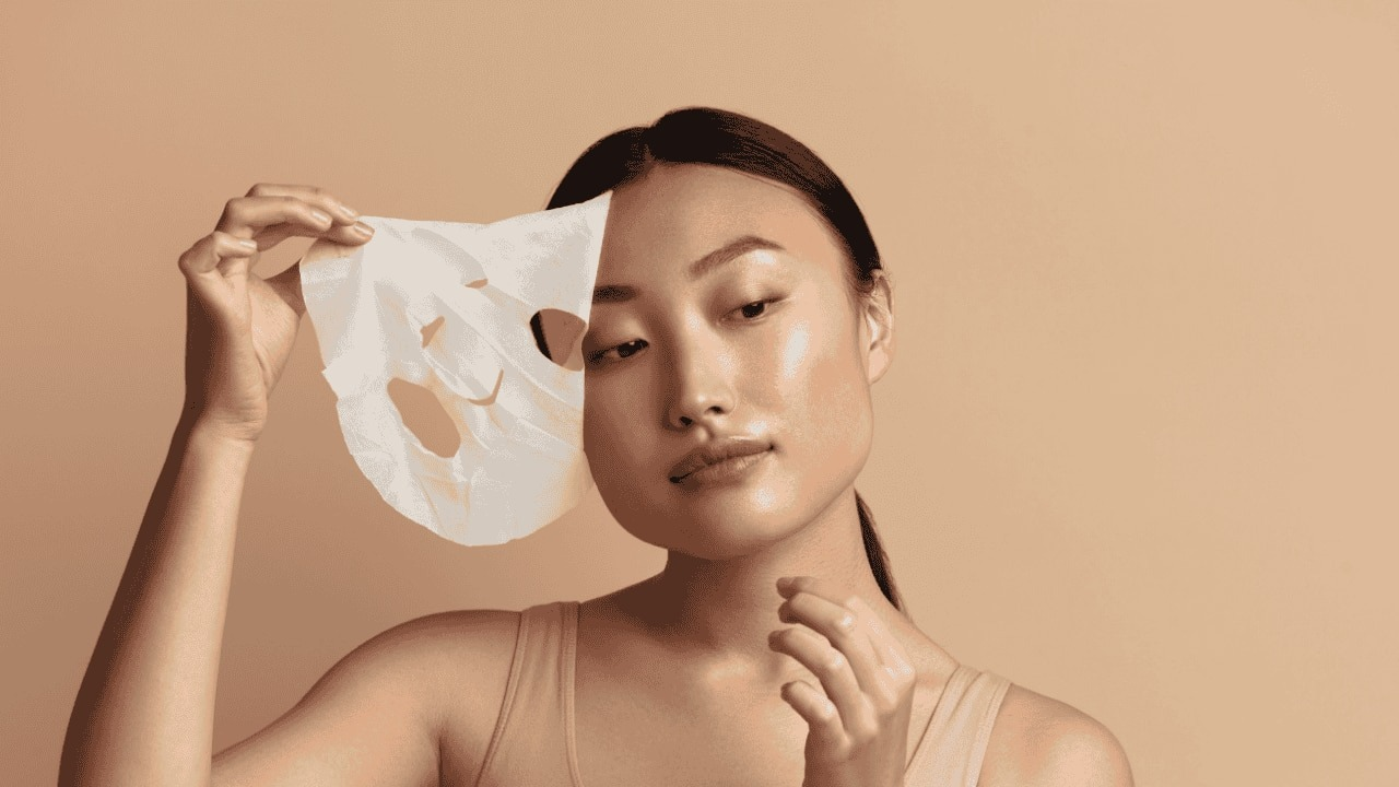 9.-Sleep-with-an-overnight-mask-on