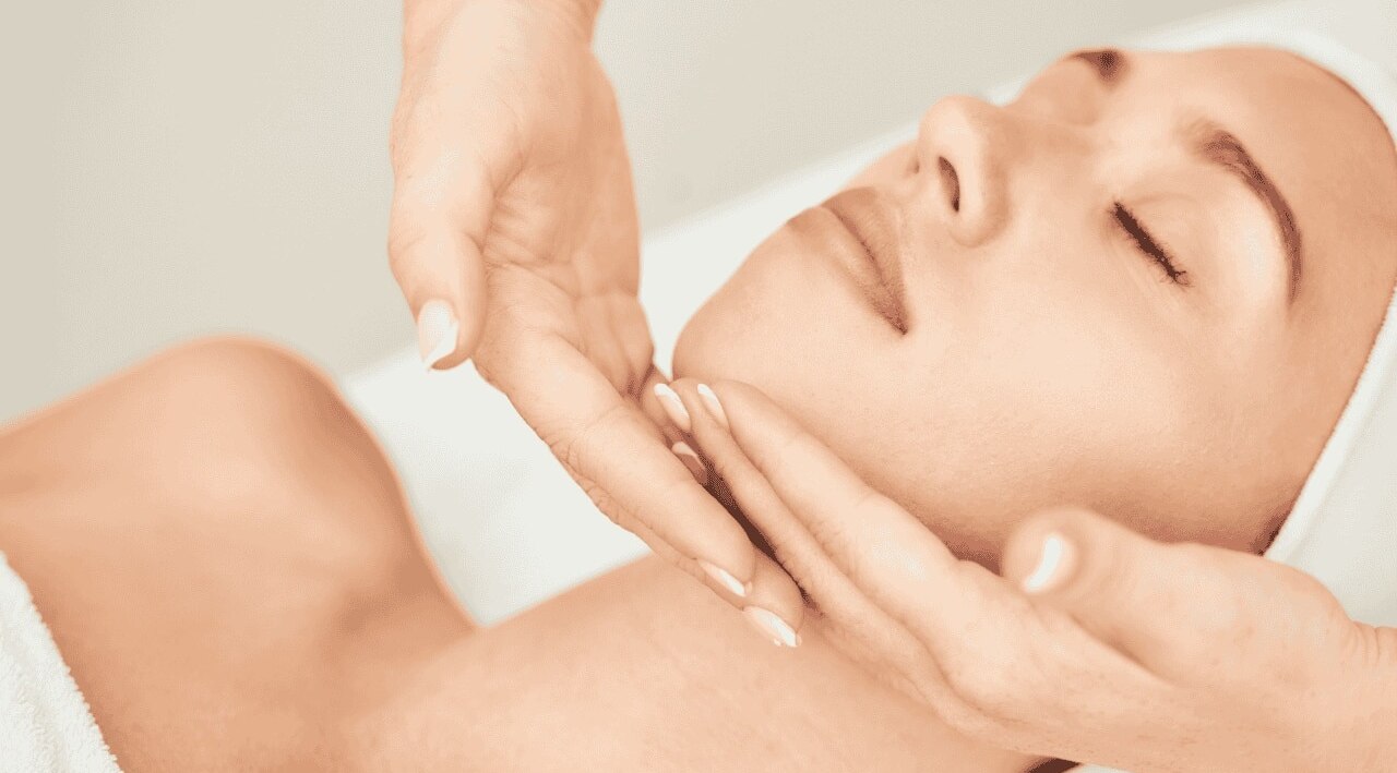 Face slapping massage