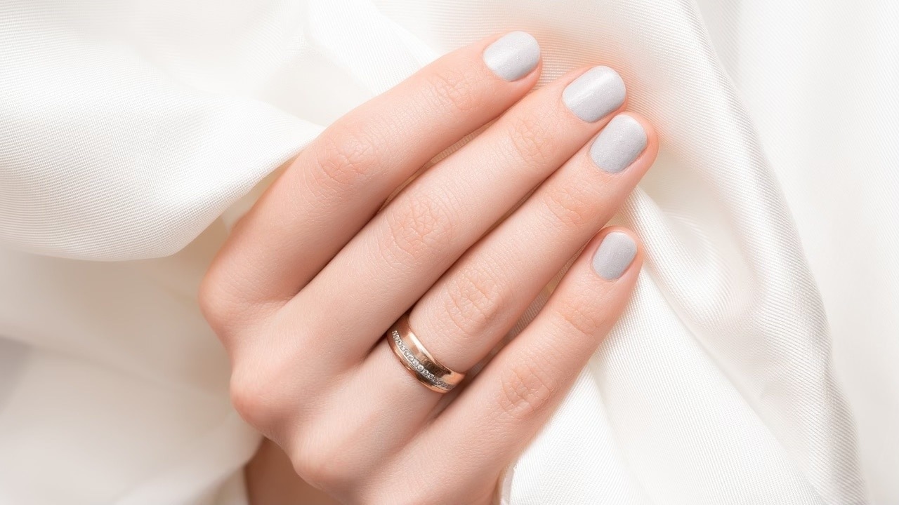 Gray tones