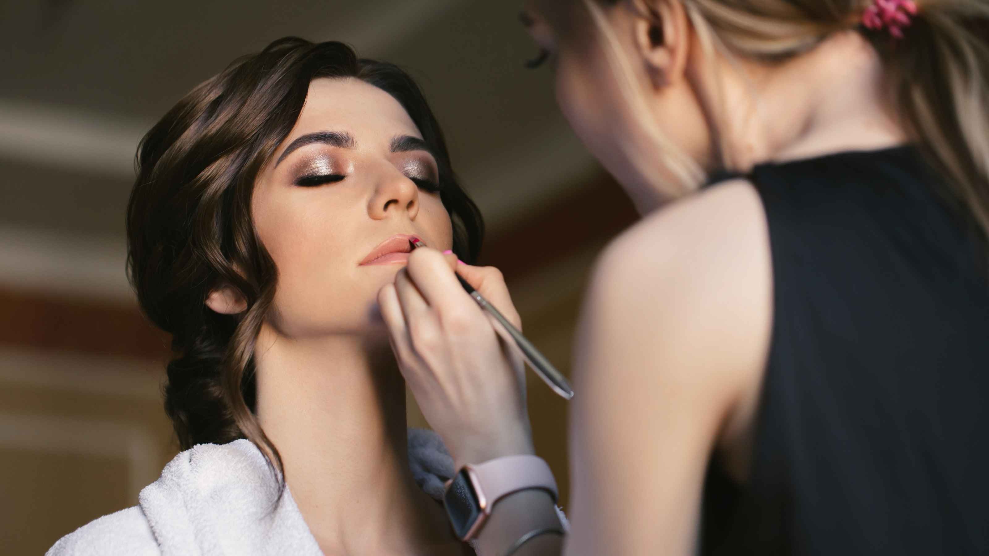 Step 6: Long-Lasting Lip Makeup