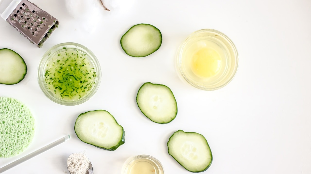 Egg-cucumber-and-honey-mask