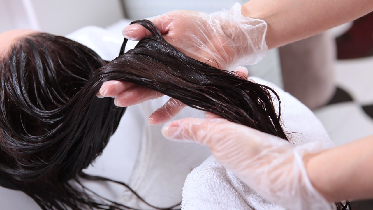 What-is-the-Cysteine-straightening-treatment