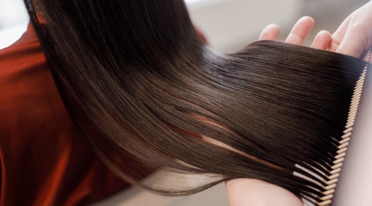 Who-can-get-cysteine-treatment-for-hair