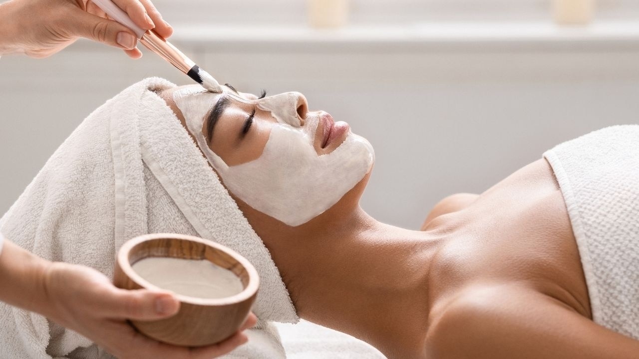 Massaging Your Face