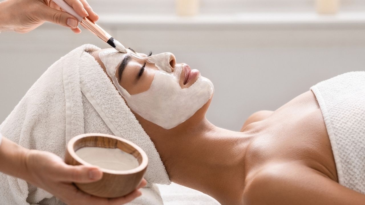 Massaging Your Face