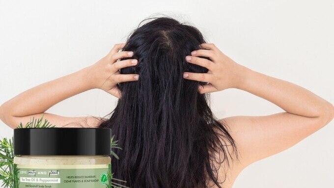 Avoid Tight Hairstyles