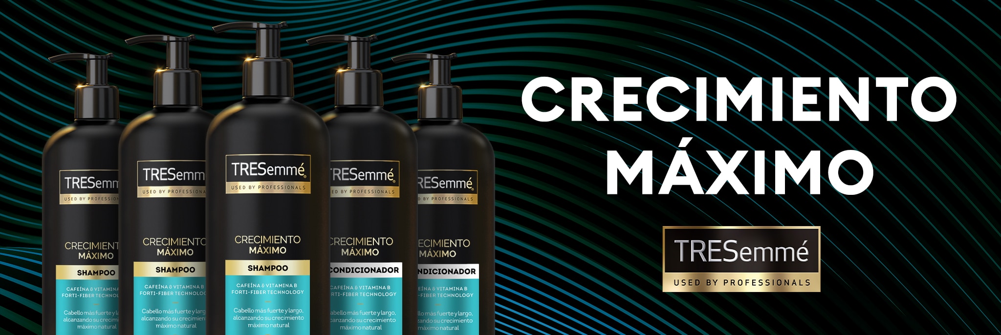 Una mujer pasándose los dedos por su largo cabello de color castaño