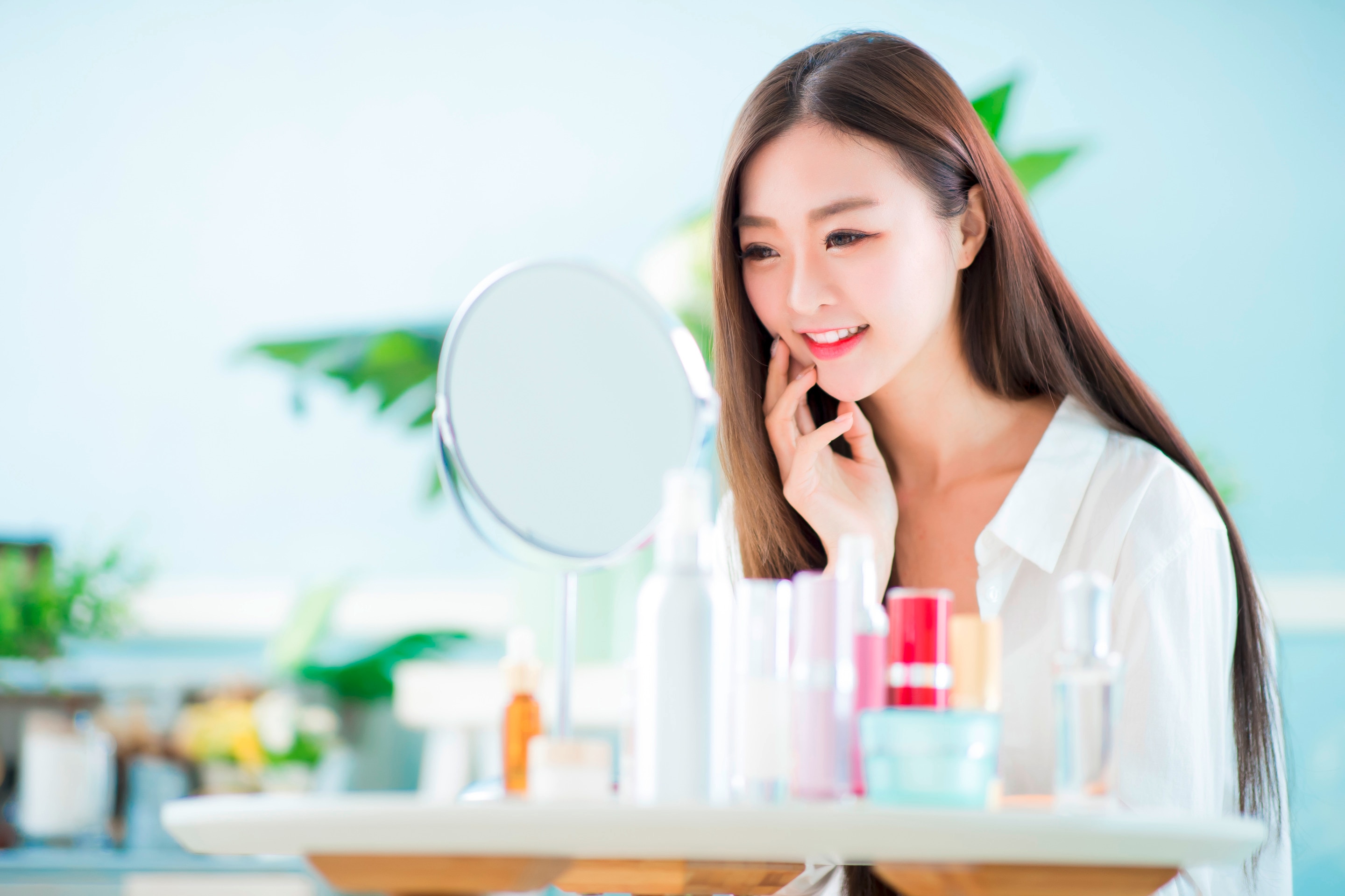 ไฮยาลูรอนิค แอซิด คืออะไร? มีประโยชน์ต่อผิวอย่างไร