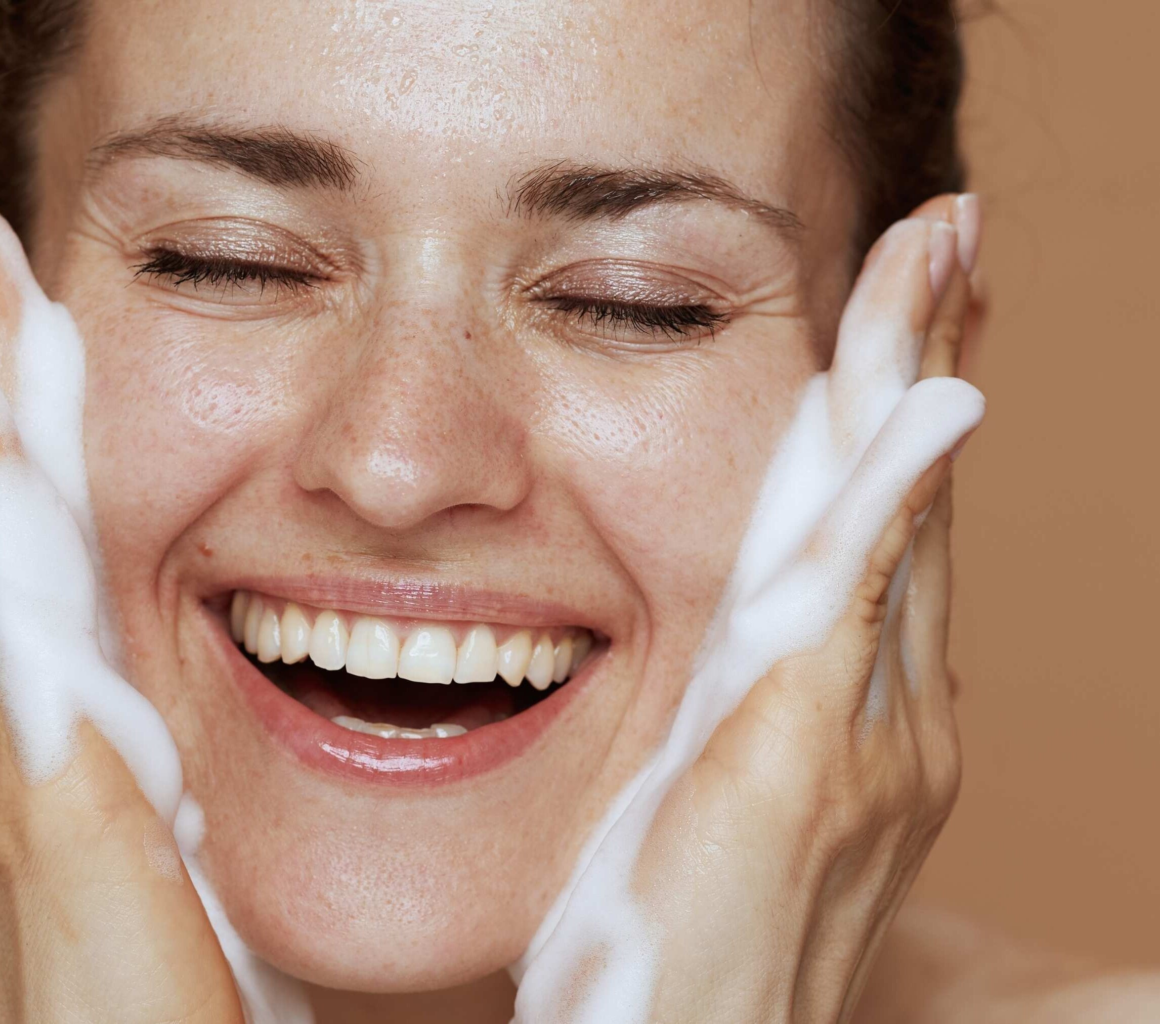 Image of Face Wash for Oily Skin: Benefits and How to Choose the Right One