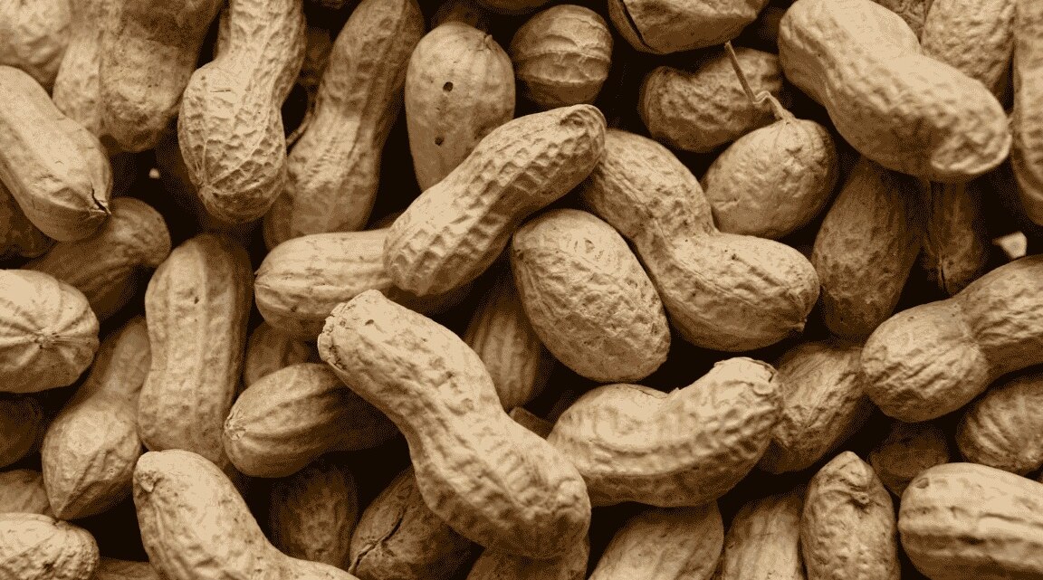 14 Benefits Of Peanuts That Make It More Than Just A Snack