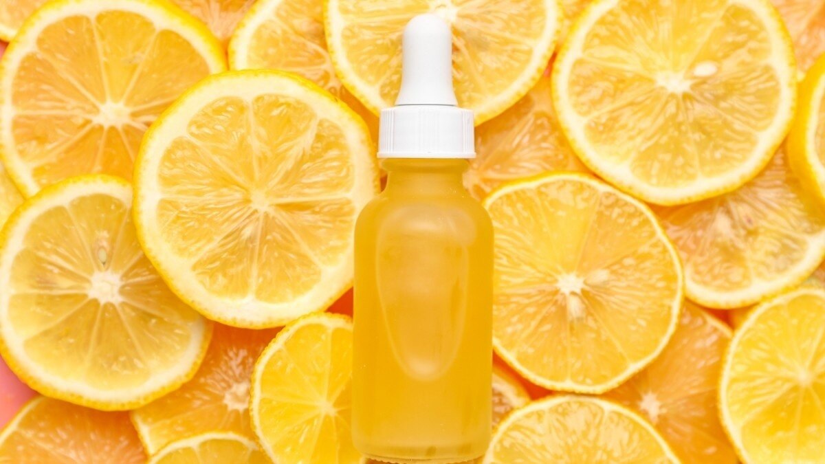 Benefits to using vitamin C serum at night