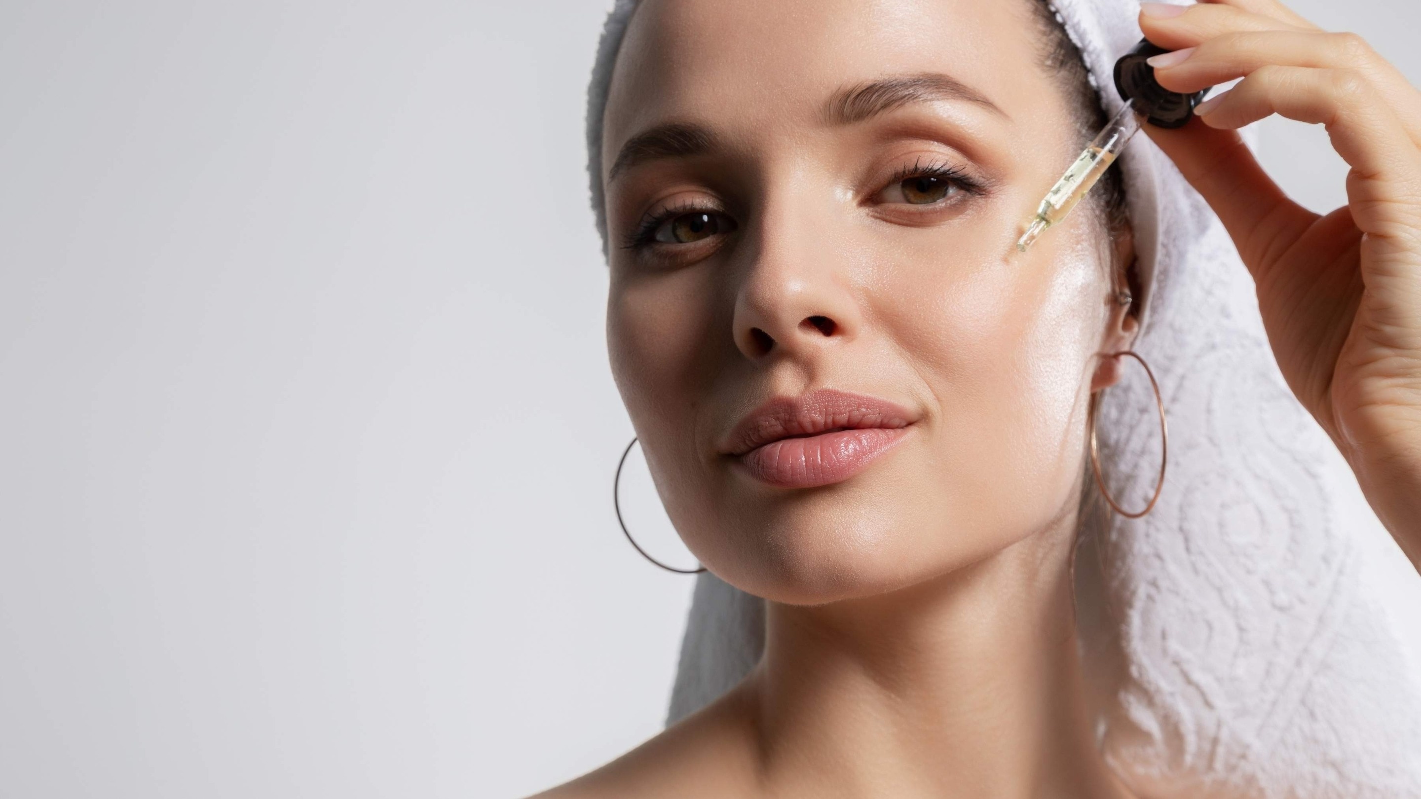 Image of Best Serums for Oily Skin: Dermatologist-Approved Picks and How to Use Them Effectively