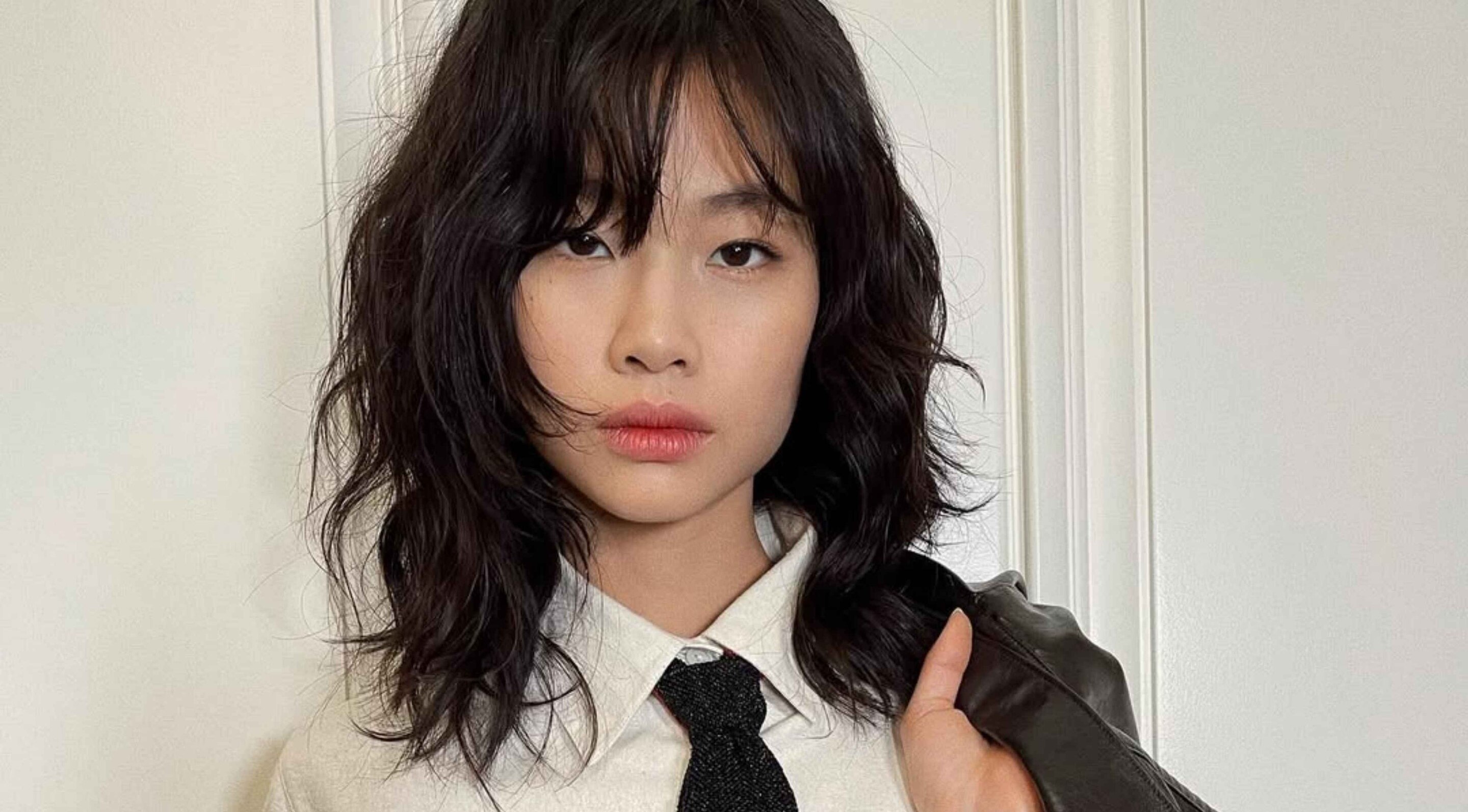 Curved Bob with Curtain Fringe