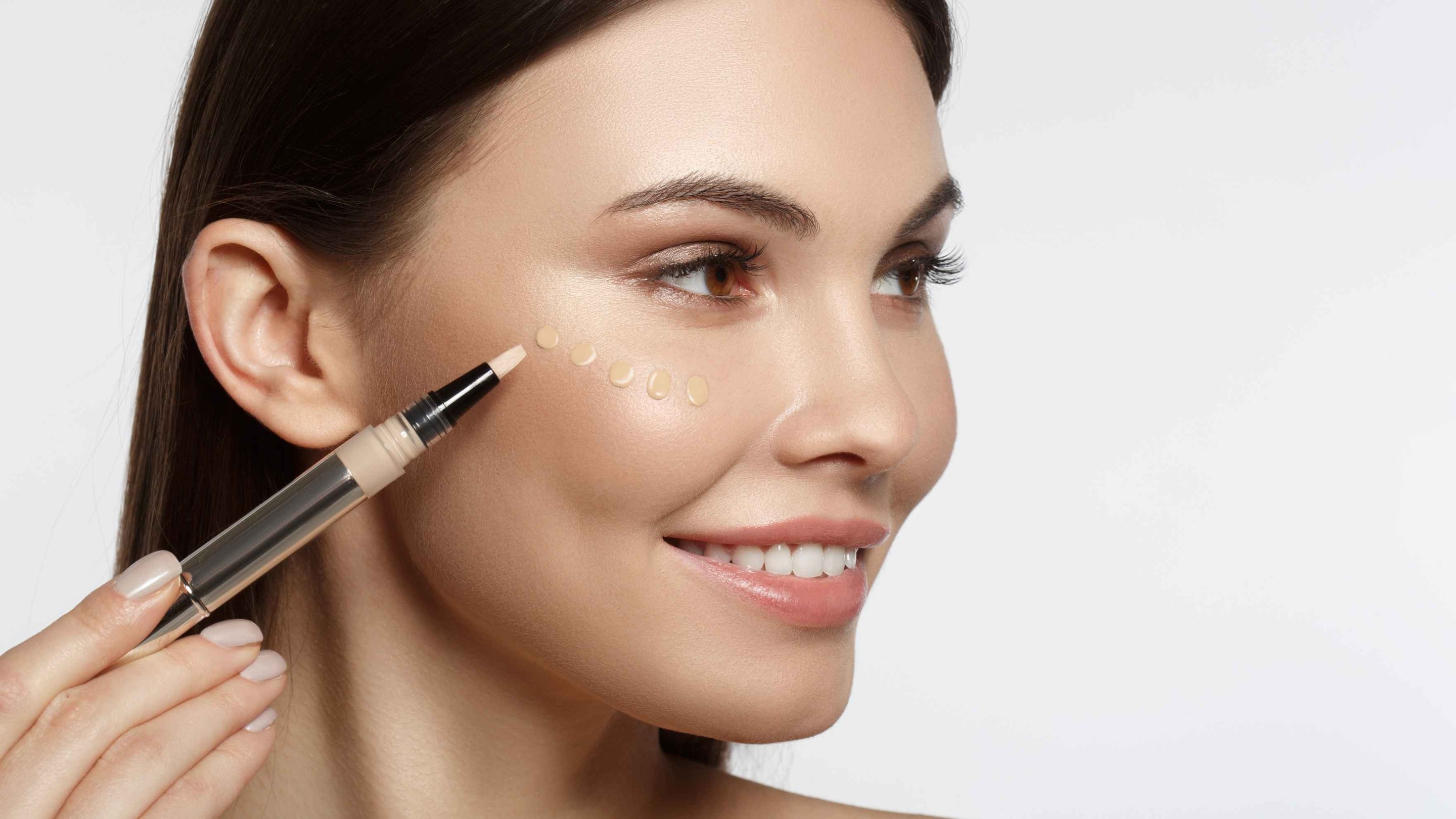 Concealer Application Tips Based on Skin Type and Tone