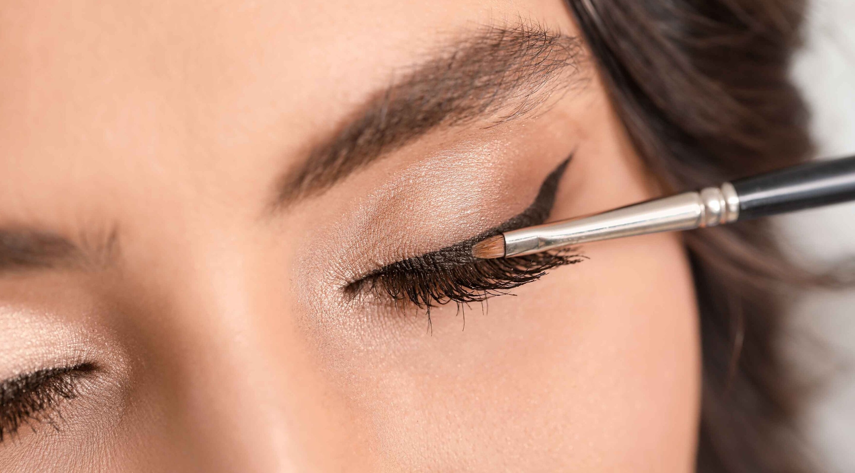 Common Eyeliner Mistakes to Avoid