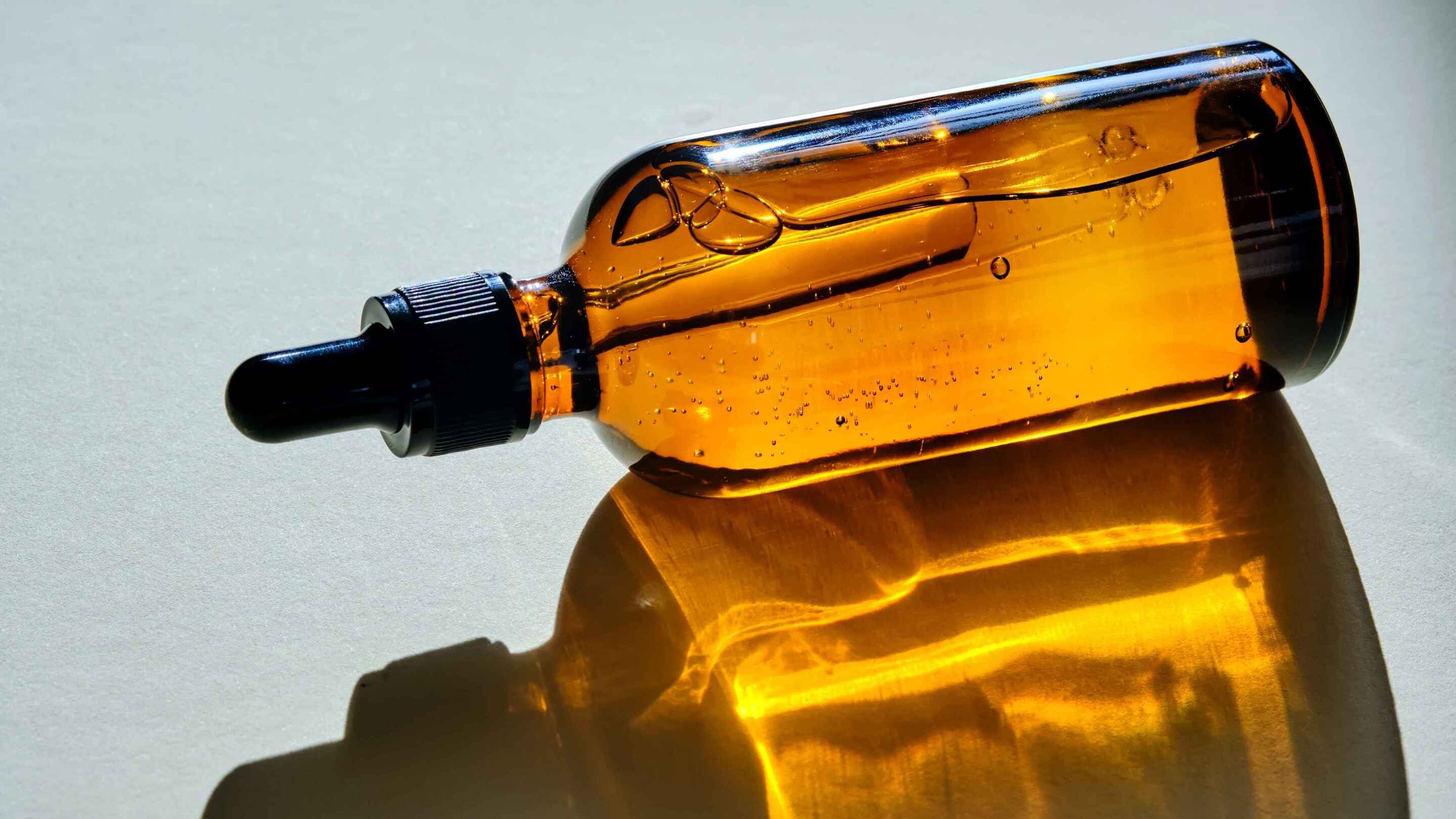 Hair Serum vs Hair Oil: What’s the Difference?