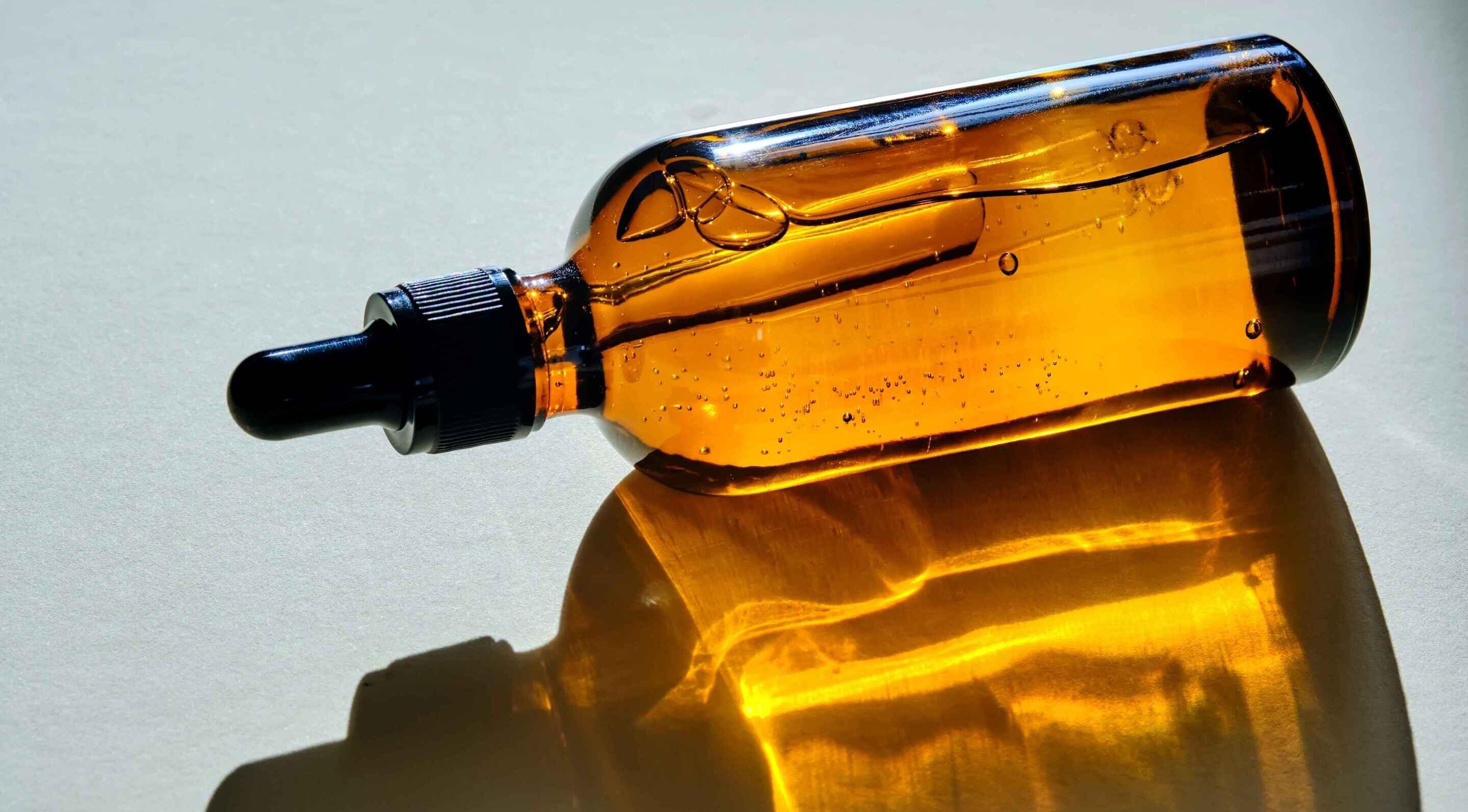 Hair Serum vs Hair Oil: What’s the Difference? 