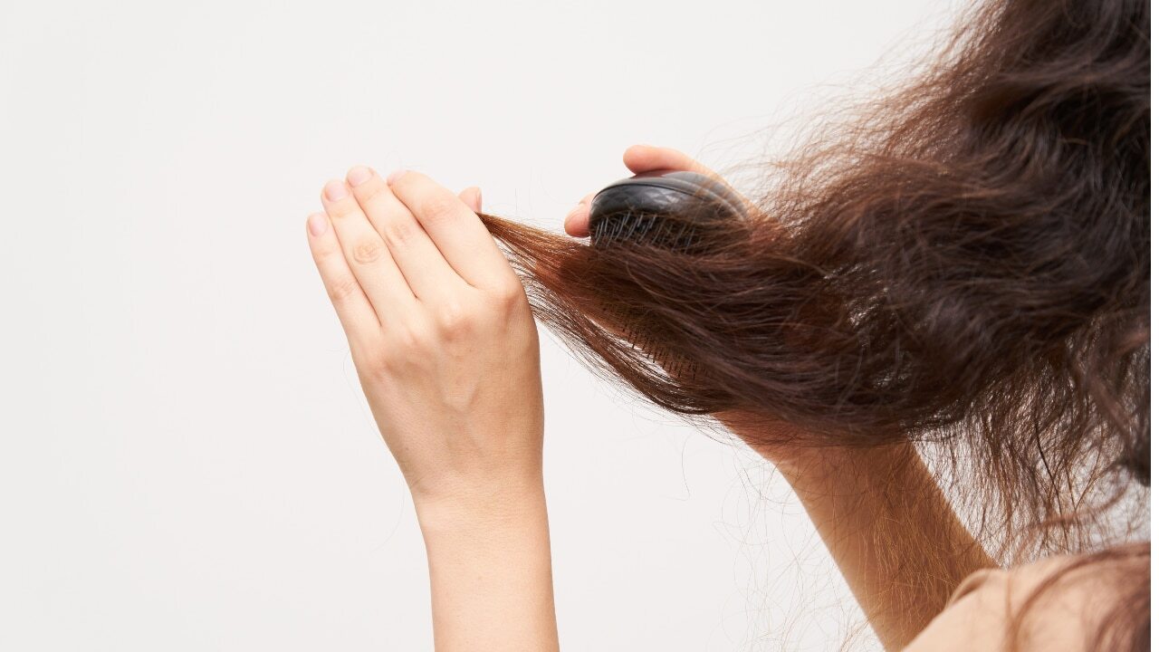 What Causes Frizz—and How Can a Haircut Help?