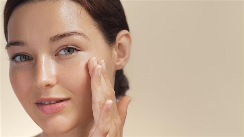 improves-skin-texture-niacinamide