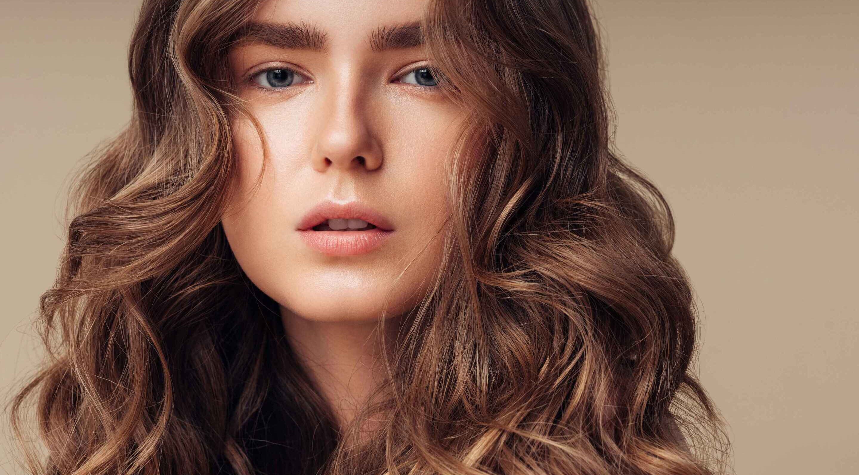 3. Thickens hair