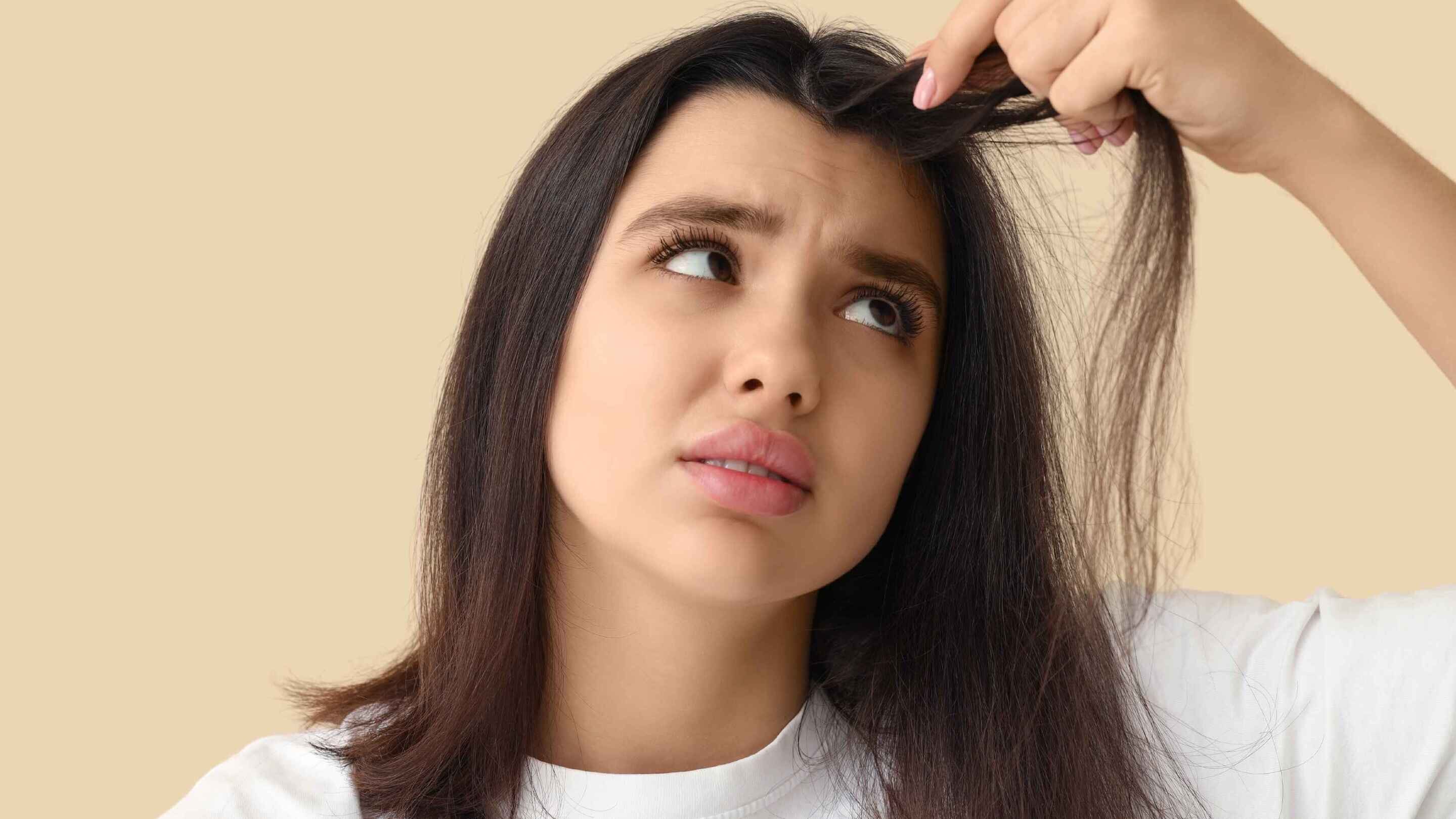 7. Treats Dandruff and Scalp Issues
