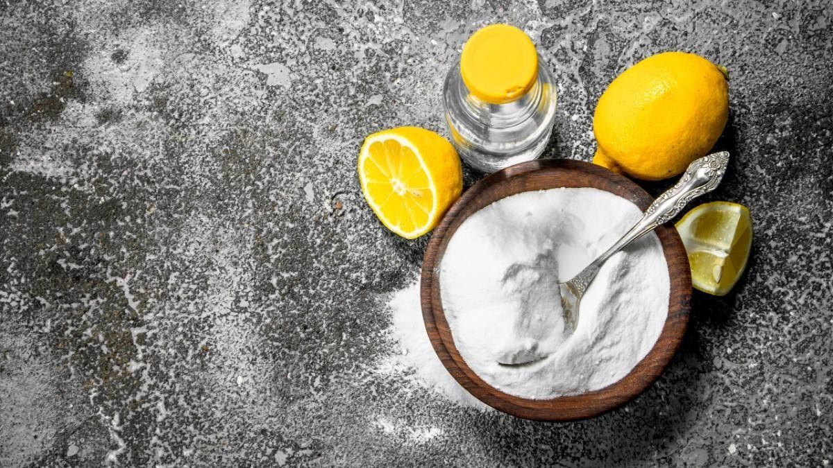 Baking Soda Exfoliation
