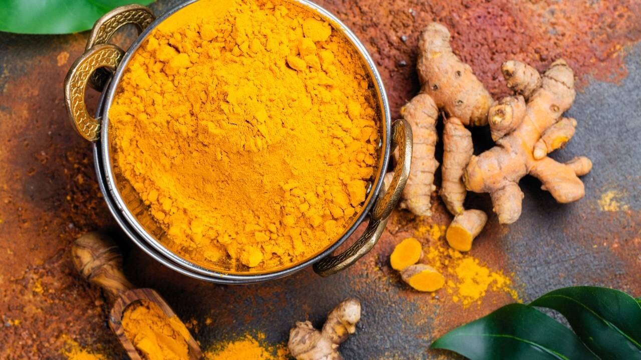 Besan and Turmeric powder