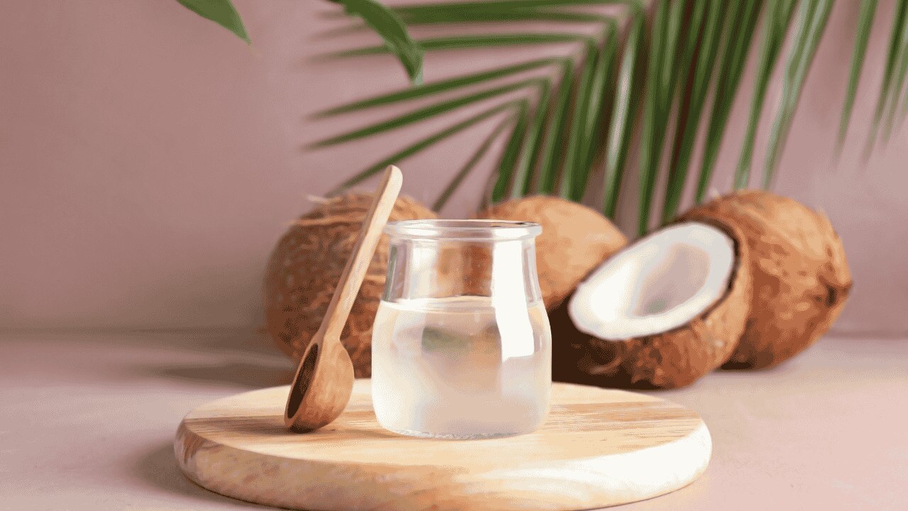 Aloe Vera and Coconut Oil Mask
