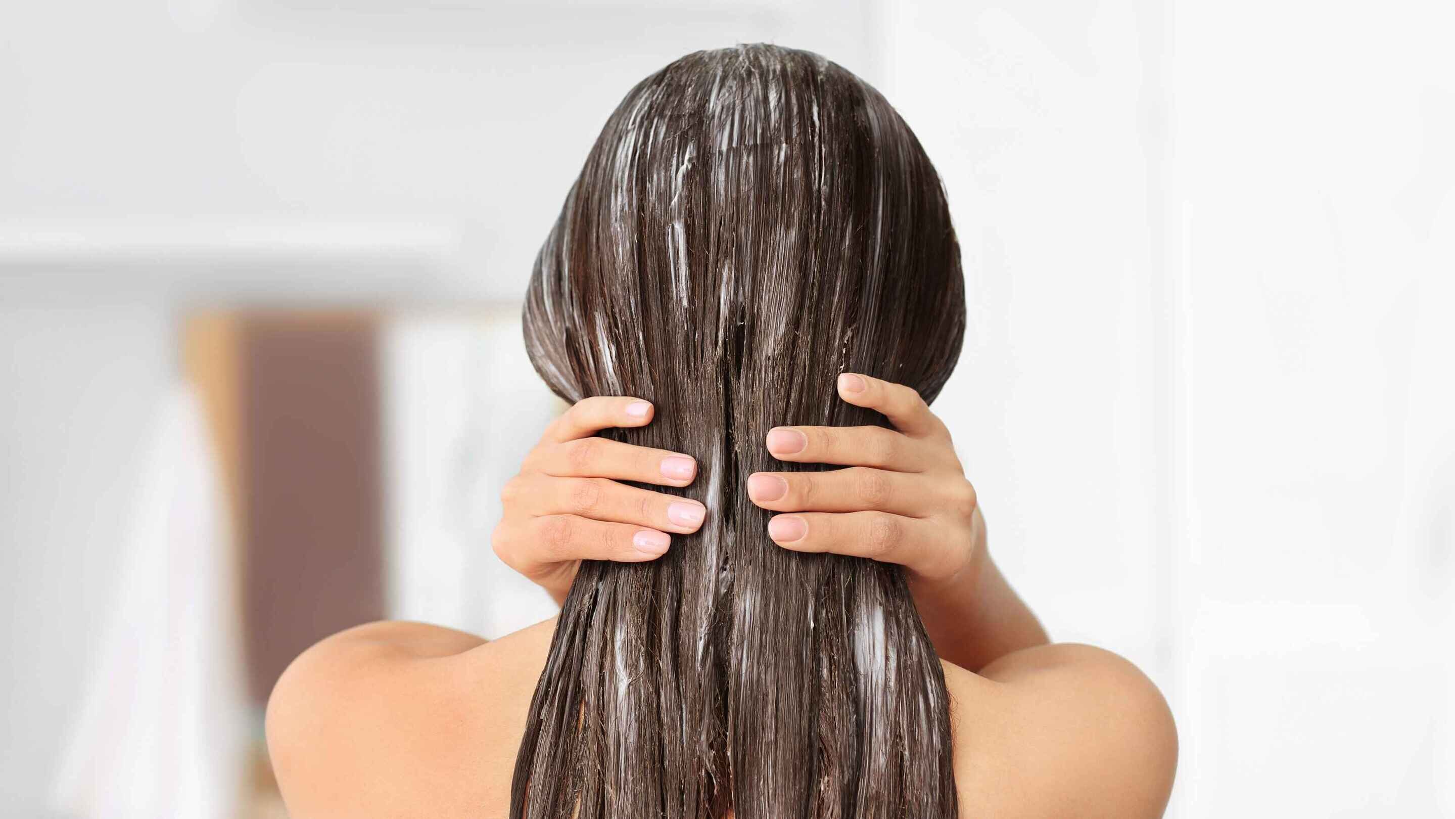 Difference between leave-in and traditional conditioners